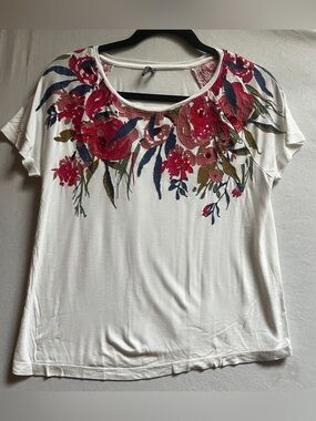 Anthropologie Floral Embroidered Short Sleeve Tee Size M